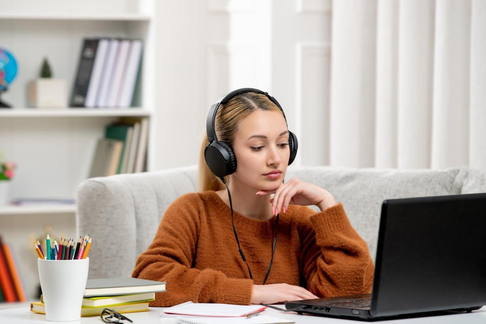 Persone che condividono esperienze in un cerchio di confronto